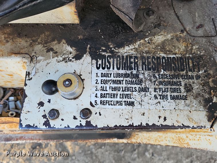 image for item DQ8494 2002 Terex TH842C  telehandler