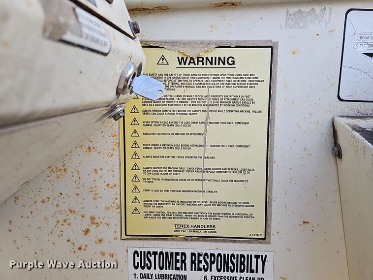 image for item DQ8494 2002 Terex TH842C  telehandler