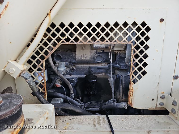 image for item DQ8494 2002 Terex TH842C  telehandler