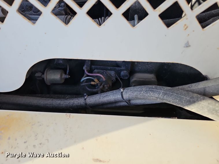 image for item DQ8494 2002 Terex TH842C  telehandler