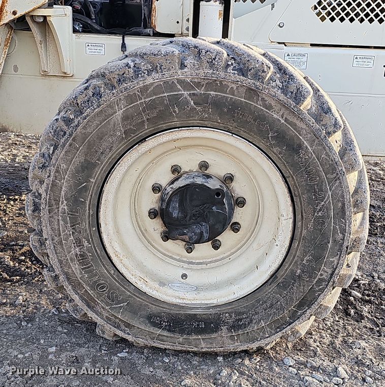 image for item DQ8494 2002 Terex TH842C  telehandler