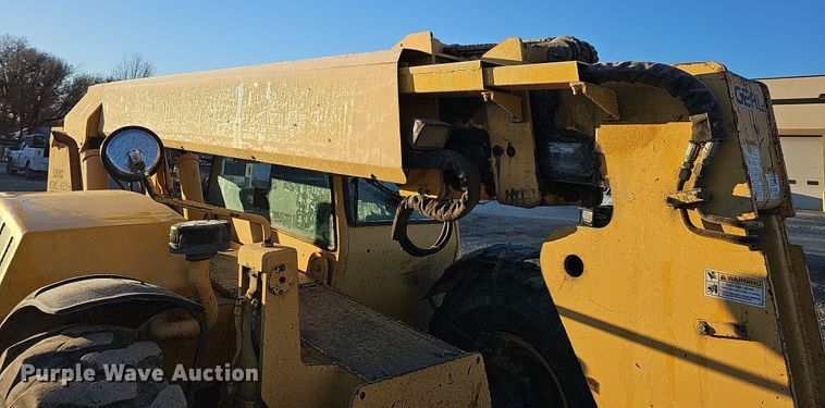 image for item DQ8504 2005 Gehl DL12H40  telehandler