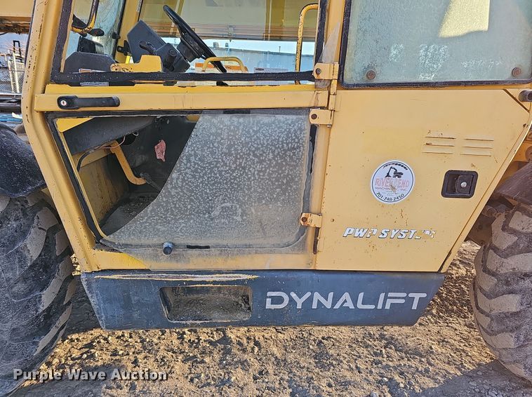 image for item DQ8504 2005 Gehl DL12H40  telehandler