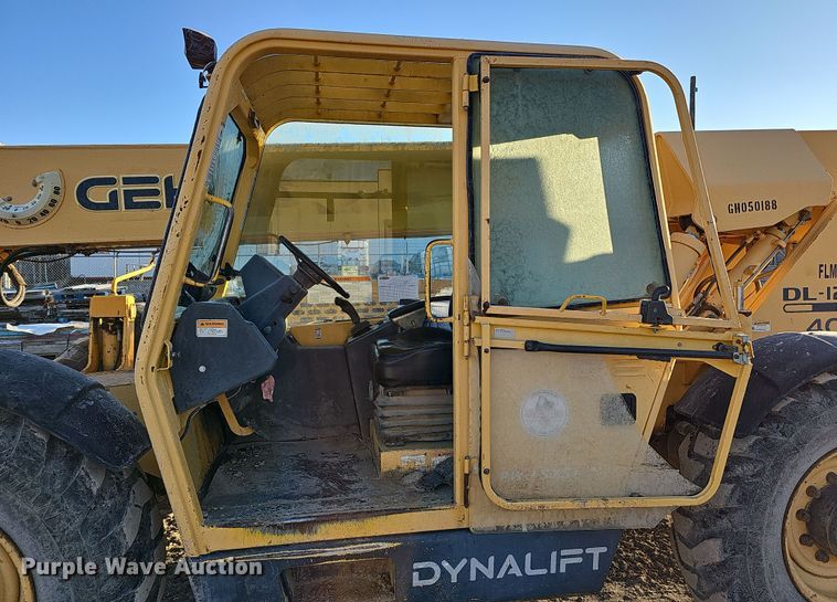 image for item DQ8504 2005 Gehl DL12H40  telehandler