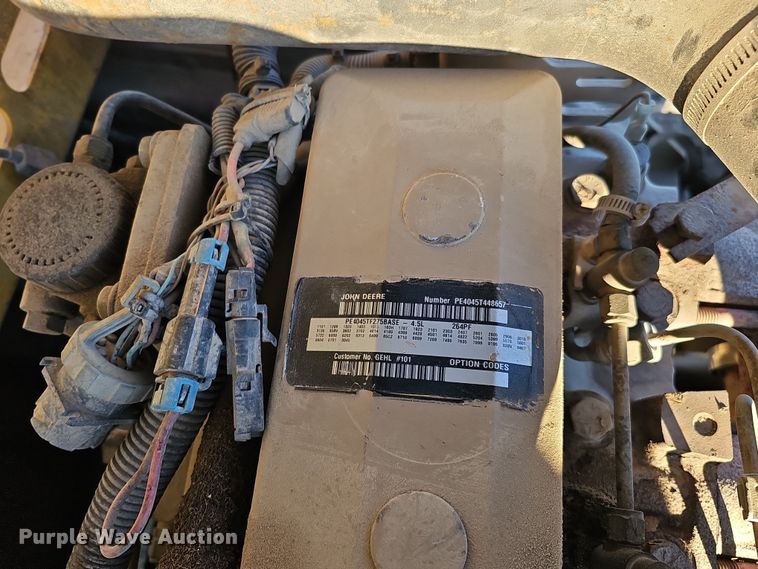 image for item DQ8504 2005 Gehl DL12H40  telehandler