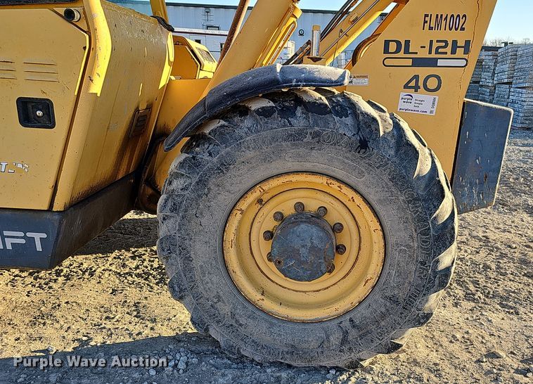 image for item DQ8504 2005 Gehl DL12H40  telehandler