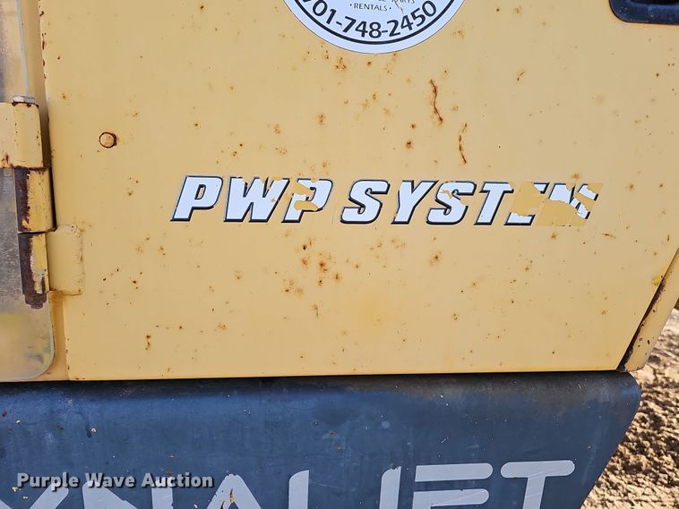 image for item DQ8504 2005 Gehl DL12H40  telehandler