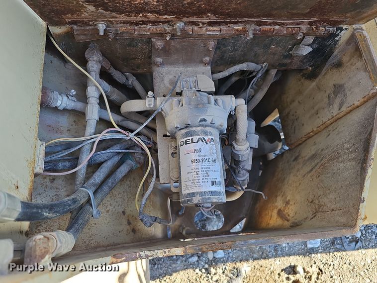 image for item DQ8511 1994 Ingersoll Rand DD-24  double drum vibratory roller