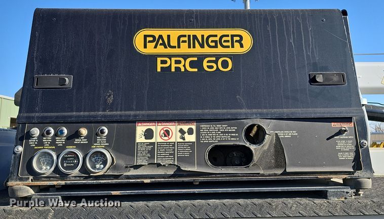 image for item DQ8521 2012 Peterbilt PB330  utility / service truck