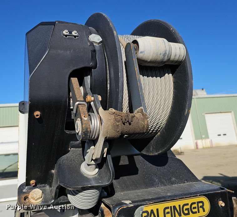 image for item DQ8521 2012 Peterbilt PB330  utility / service truck