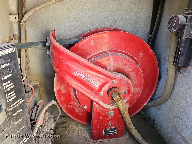 image for item DQ8521 2012 Peterbilt PB330  utility / service truck