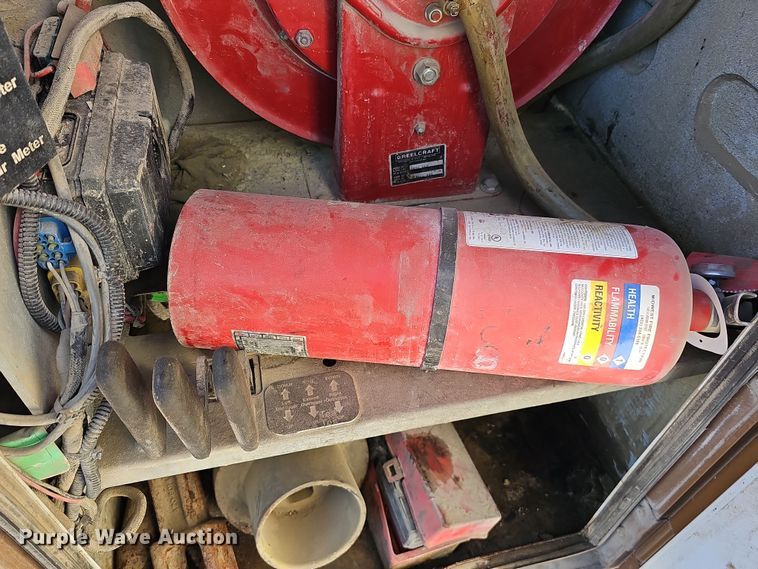 image for item DQ8521 2012 Peterbilt PB330  utility / service truck