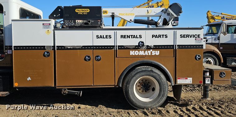 image for item DQ8521 2012 Peterbilt PB330  utility / service truck