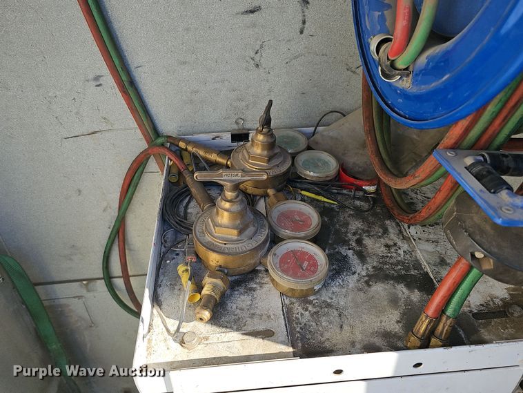 image for item DQ8521 2012 Peterbilt PB330  utility / service truck