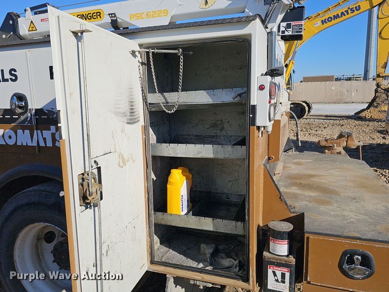 image for item DQ8521 2012 Peterbilt PB330  utility / service truck