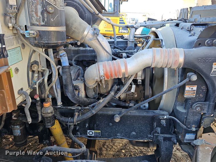 image for item DQ8521 2012 Peterbilt PB330  utility / service truck