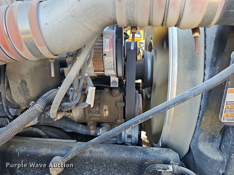 image for item DQ8521 2012 Peterbilt PB330  utility / service truck