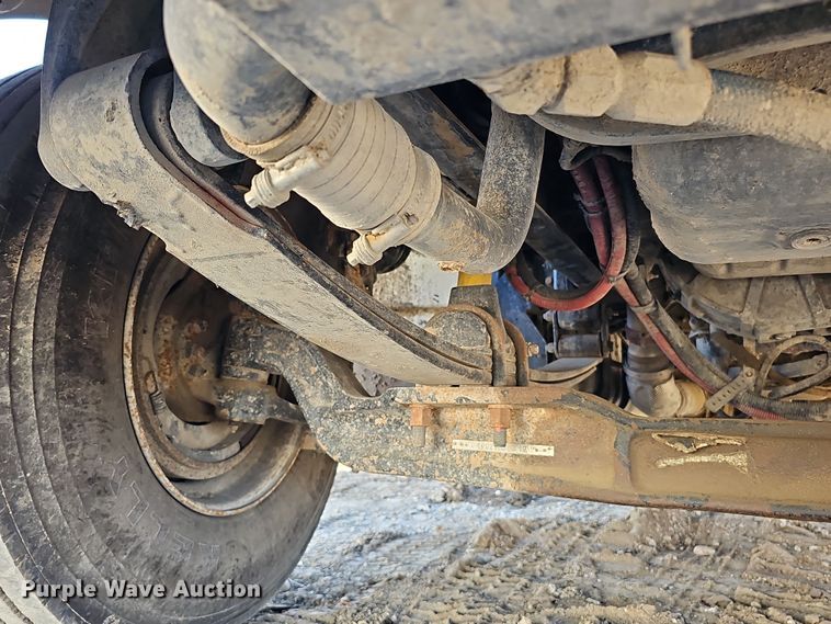 image for item DQ8521 2012 Peterbilt PB330  utility / service truck