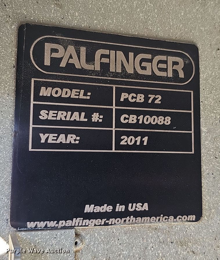 image for item DQ8521 2012 Peterbilt PB330  utility / service truck