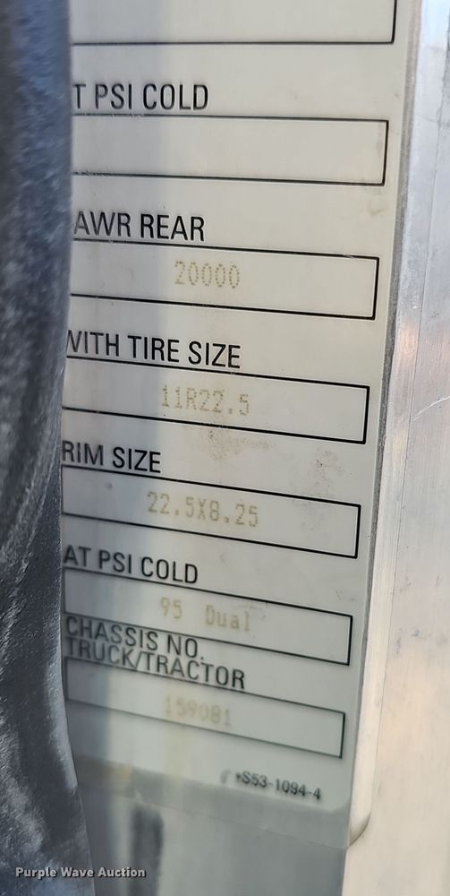 image for item DQ8521 2012 Peterbilt PB330  utility / service truck