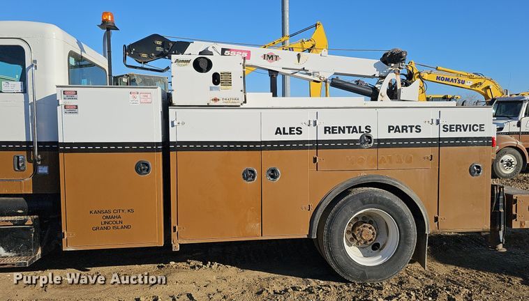 image for item DQ8522 2007 Peterbilt PB330  utility / service truck