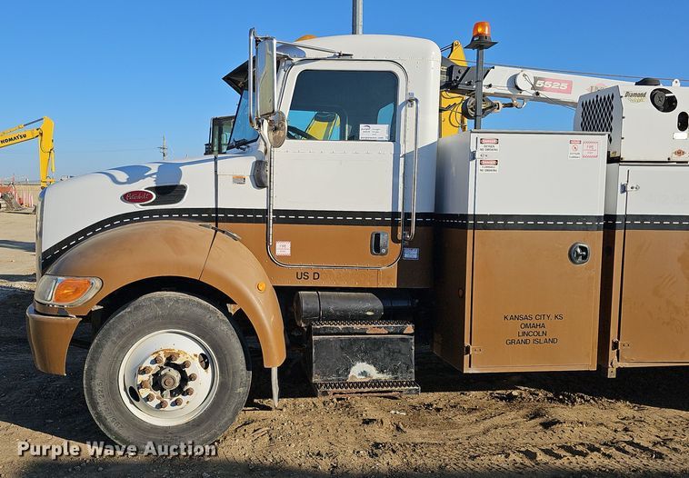 image for item DQ8522 2007 Peterbilt PB330  utility / service truck