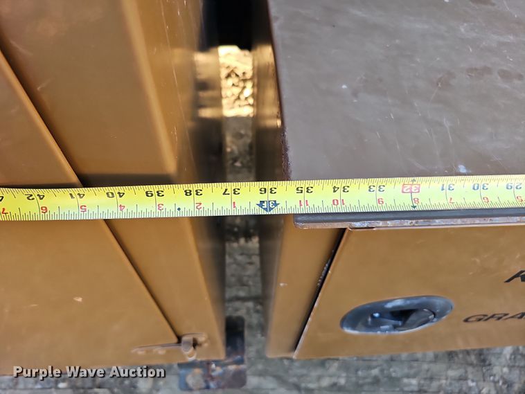 image for item DQ8522 2007 Peterbilt PB330  utility / service truck