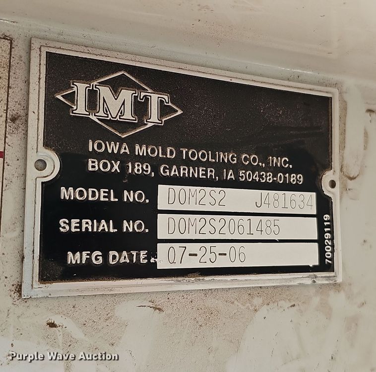 image for item DQ8522 2007 Peterbilt PB330  utility / service truck