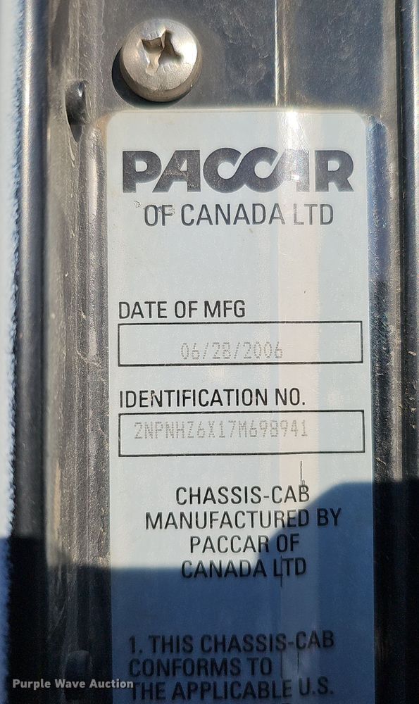 image for item DQ8522 2007 Peterbilt PB330  utility / service truck