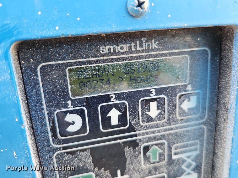 image for item DQ8526 Genie GS-1930  scissor lift