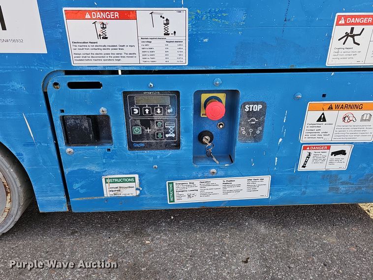 image for item DQ8526 Genie GS-1930  scissor lift