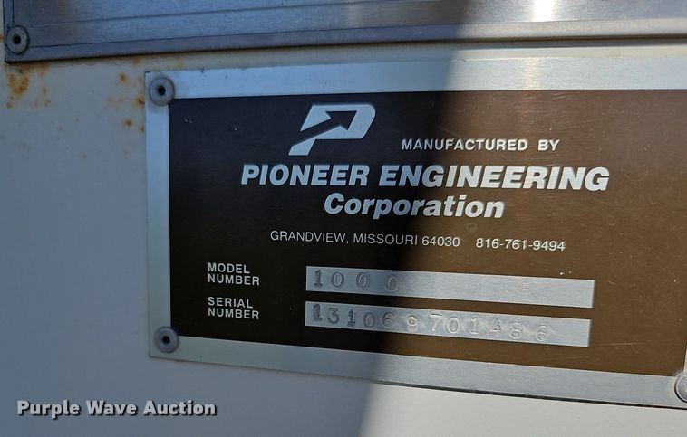 image for item DR5789 1998 Freightliner FL70  crane truck