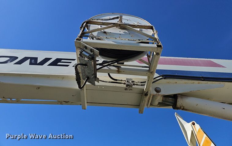 image for item DR5789 1998 Freightliner FL70  crane truck