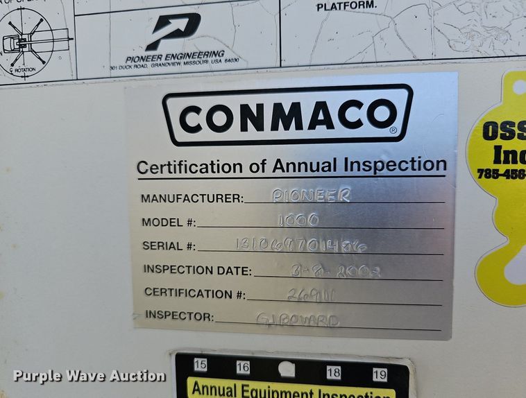 image for item DR5789 1998 Freightliner FL70  crane truck