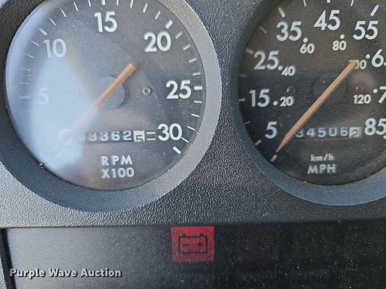 image for item DR5789 1998 Freightliner FL70  crane truck