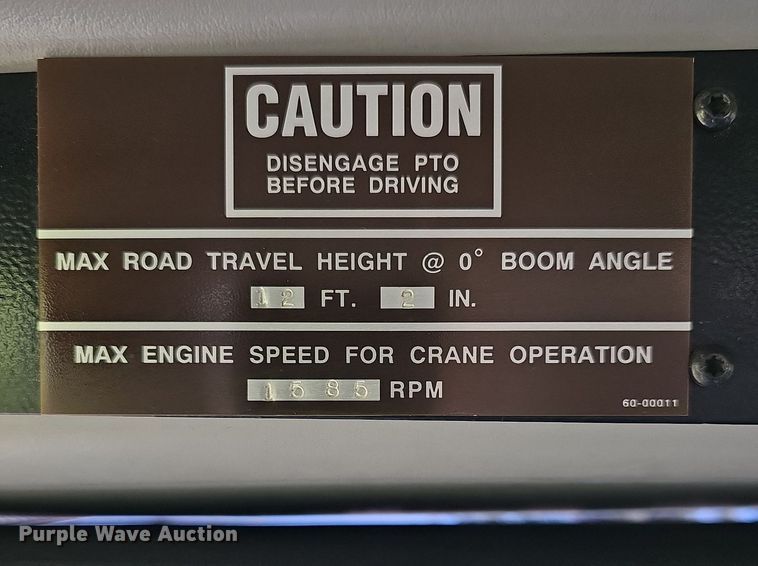 image for item DR5789 1998 Freightliner FL70  crane truck