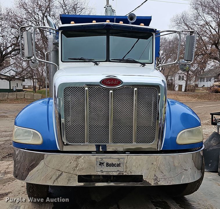 image for item DR5909 2008 Peterbilt 340  dump truck