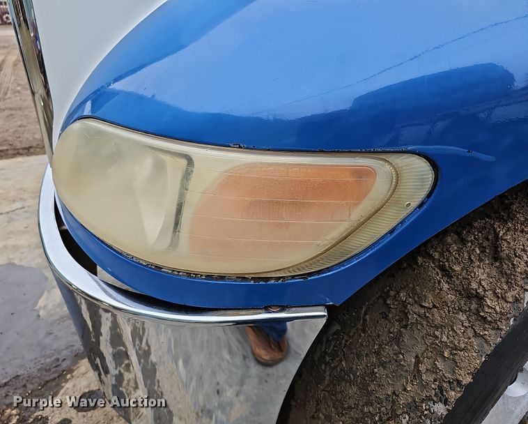 image for item DR5909 2008 Peterbilt 340  dump truck