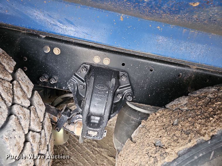 image for item DR5909 2008 Peterbilt 340  dump truck