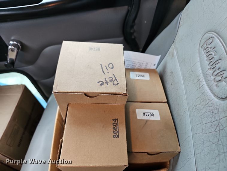 image for item DR5909 2008 Peterbilt 340  dump truck