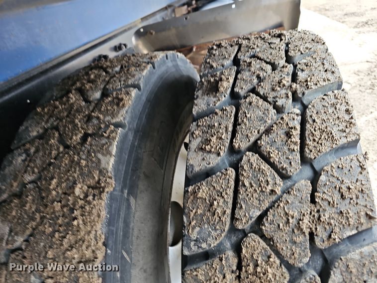 image for item DR5909 2008 Peterbilt 340  dump truck