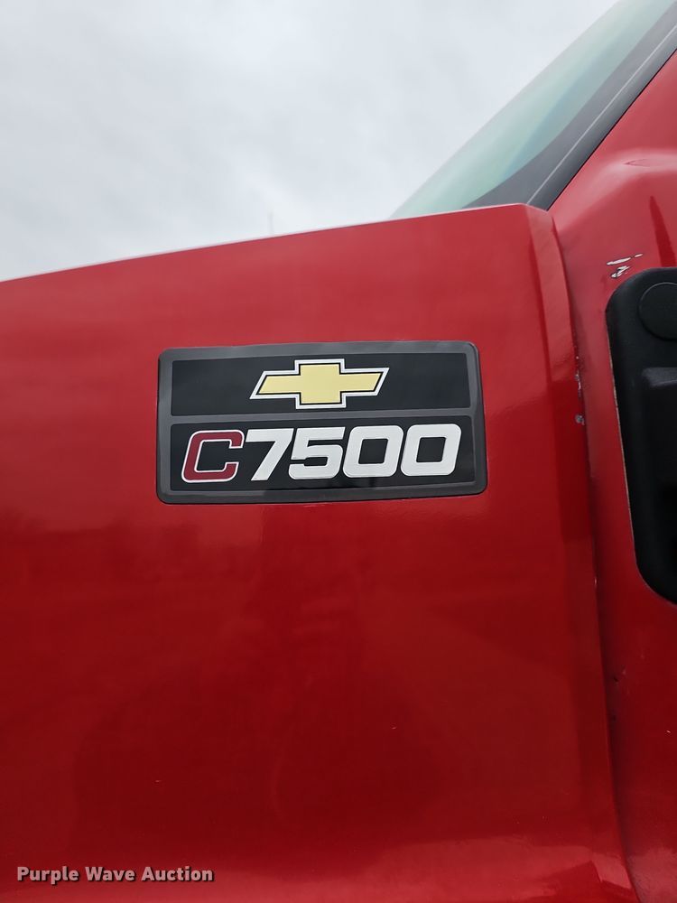 image for item DR5914 2003  Chevrolet C7500  dump truck