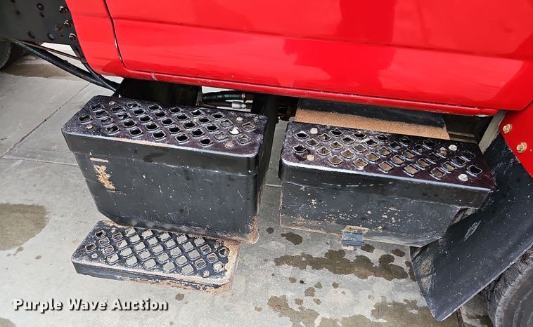 image for item DR5914 2003  Chevrolet C7500  dump truck