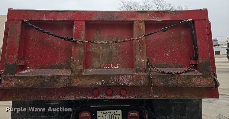 image for item DR5914 2003  Chevrolet C7500  dump truck