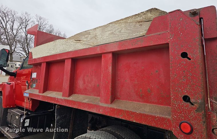 image for item DR5914 2003  Chevrolet C7500  dump truck