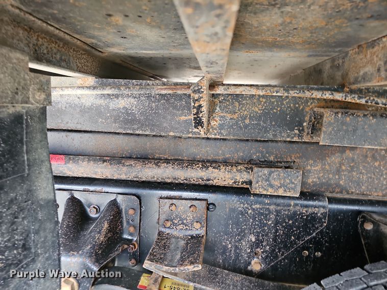 image for item DR5914 2003  Chevrolet C7500  dump truck