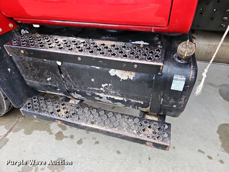 image for item DR5914 2003  Chevrolet C7500  dump truck