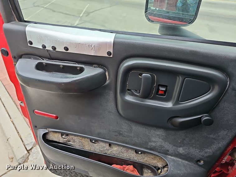 image for item DR5914 2003  Chevrolet C7500  dump truck