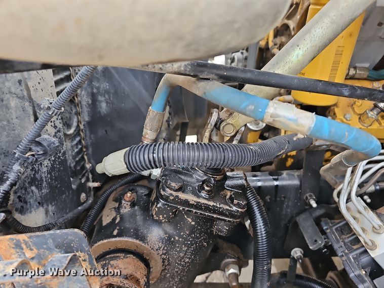 image for item DR5914 2003  Chevrolet C7500  dump truck