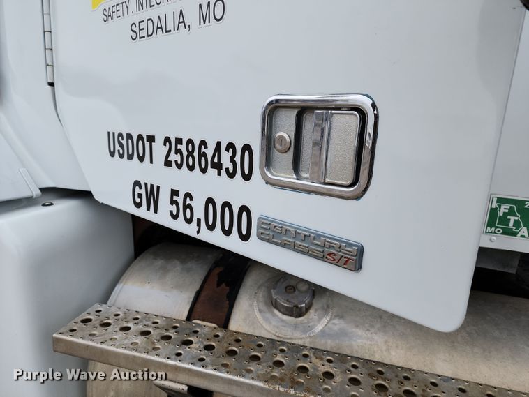 image for item DR7785 2005 Freightliner Century Class CST120  dump truck